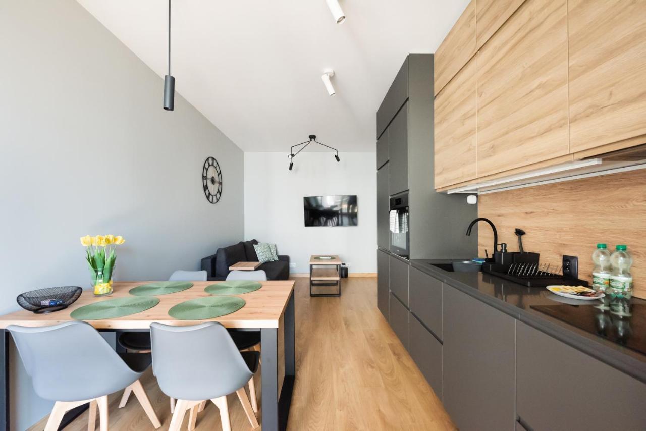 Wola Skwer Happy Apartment Varşova Dış mekan fotoğraf
