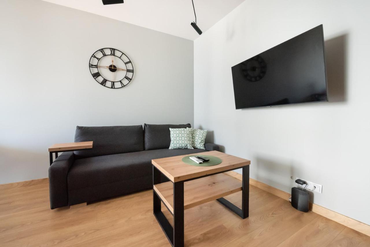 Wola Skwer Happy Apartment Varşova Dış mekan fotoğraf