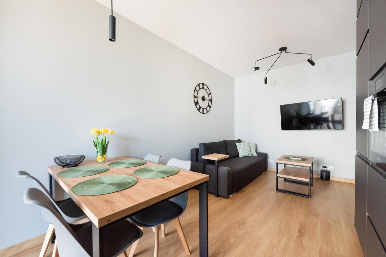 Wola Skwer Happy Apartment Varşova Dış mekan fotoğraf